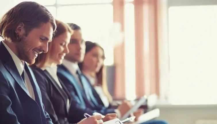 Historia EducationBusiness APLER